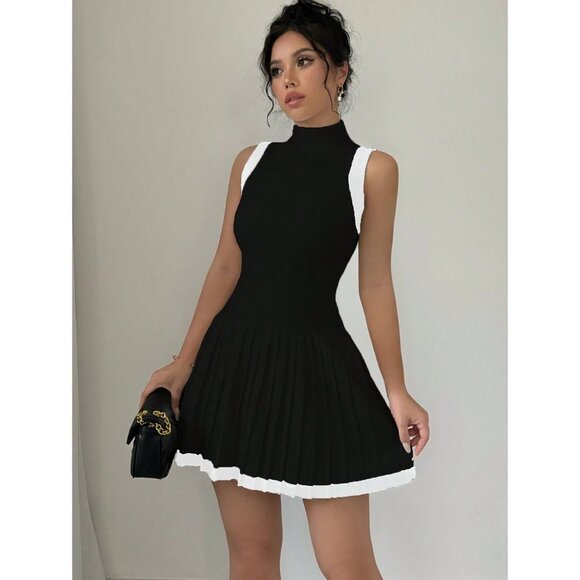 WILA Dresses & Skirts - Ribbed knit sweater dress sleeveless preppy minimalist black white contrast 💙